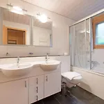 Silberhorn Apt- Dw By Interhome 公寓